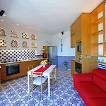 Maison Lauren