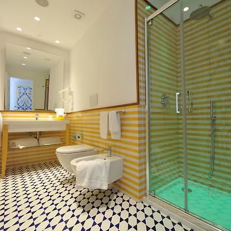 Maison d'hôtes Maison Lauren 2*